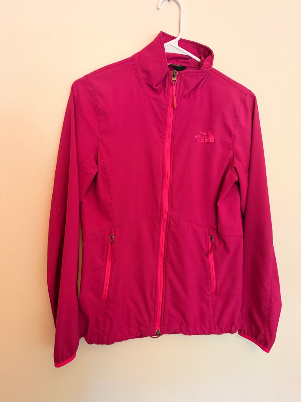 North face softshell full zip jacket